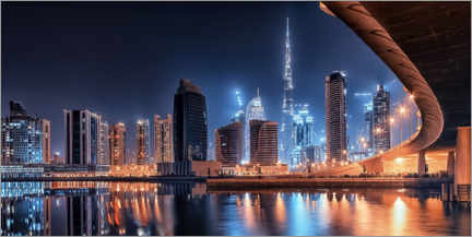 Quadro de madeira  Dubai city at night - Manjik Pictures